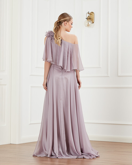 A Cut One Shoulder Chiffon Evening Dress