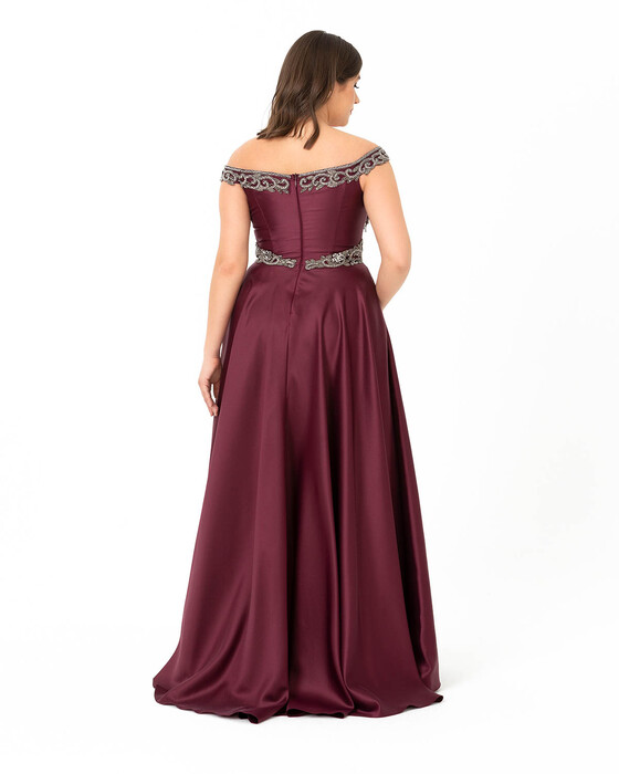  Plus Size Indian Accessoried Open Shoulder Jacquard Evening Dress