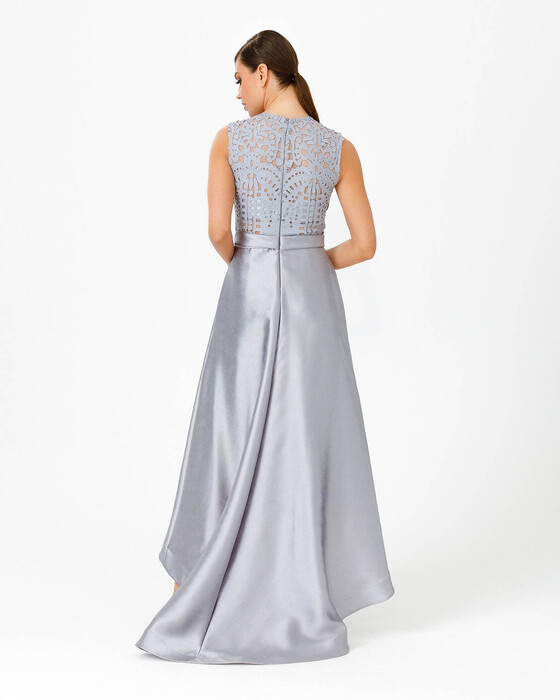 A Cut Zero Collar Lace Evening Dress