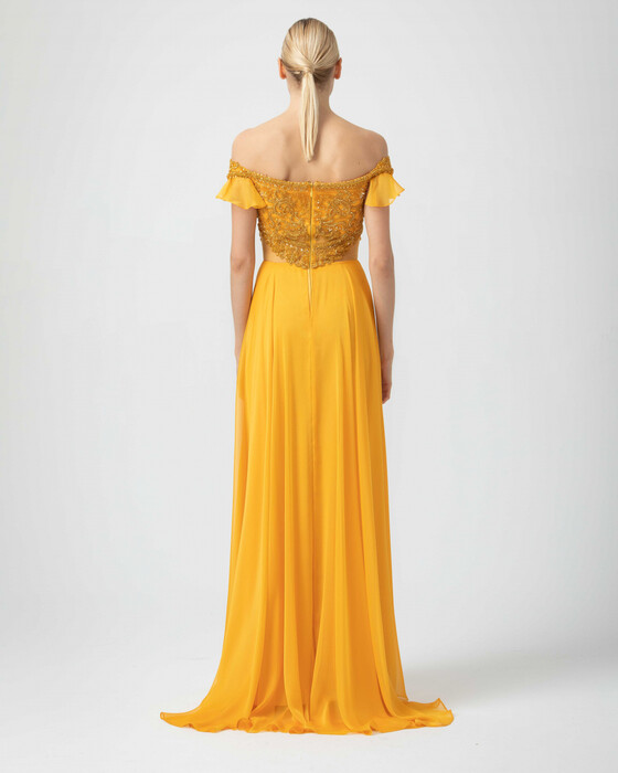  A Cut Open Shoulder Chiffon Evening Dress