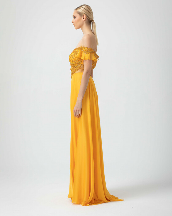  A Cut Open Shoulder Chiffon Evening Dress