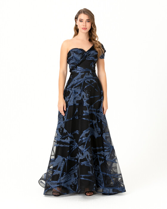 A Cut One Shoulder Tulle Evening Dress