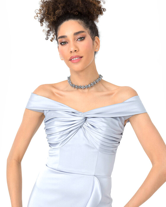 A Cut Open Shoulder Satin Evening Dress