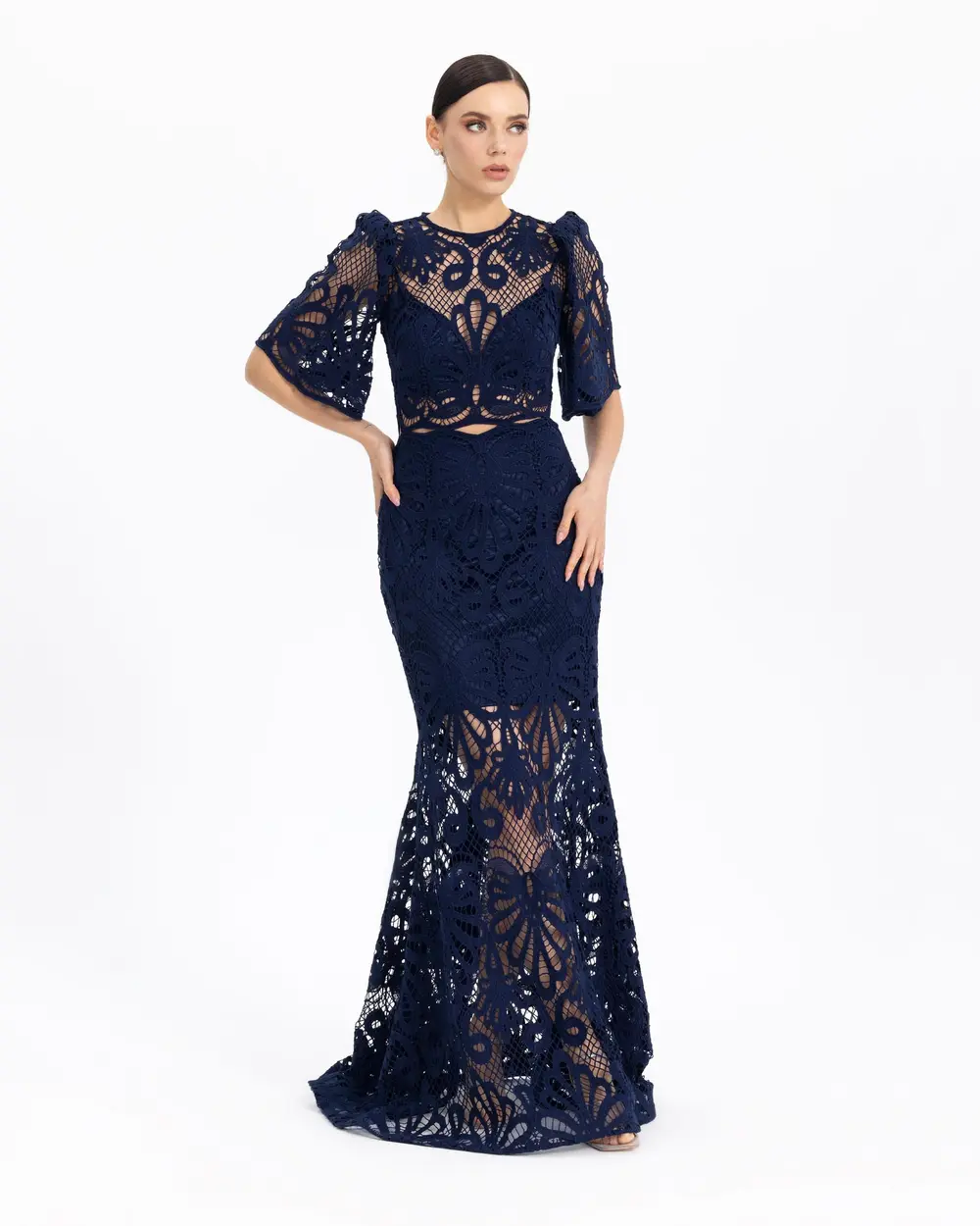 FISH FORM TROVACARD SLEEVE LACE EVENING DRESS