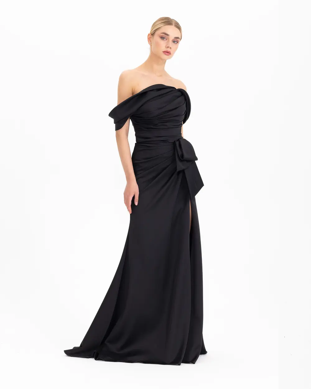  Satin Look Ribbon Detailed Evening Dress