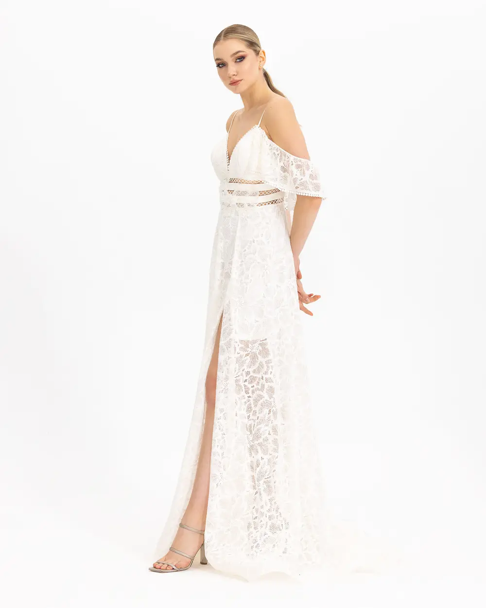  HEART COLLAR LACE EVENING DRESS