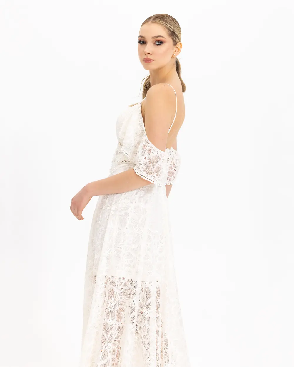  HEART COLLAR LACE EVENING DRESS