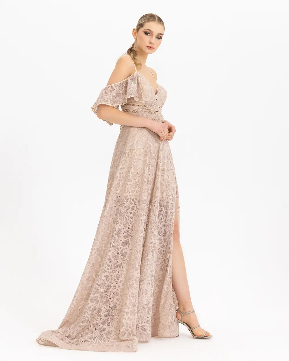  HEART COLLAR LACE EVENING DRESS