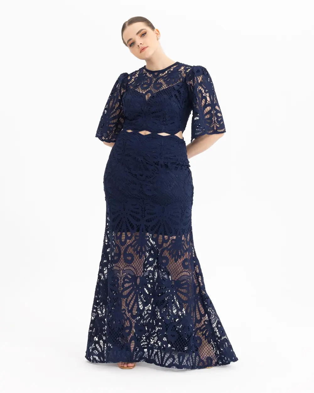 PLUS SIZE FISH FORM LACE DRESS