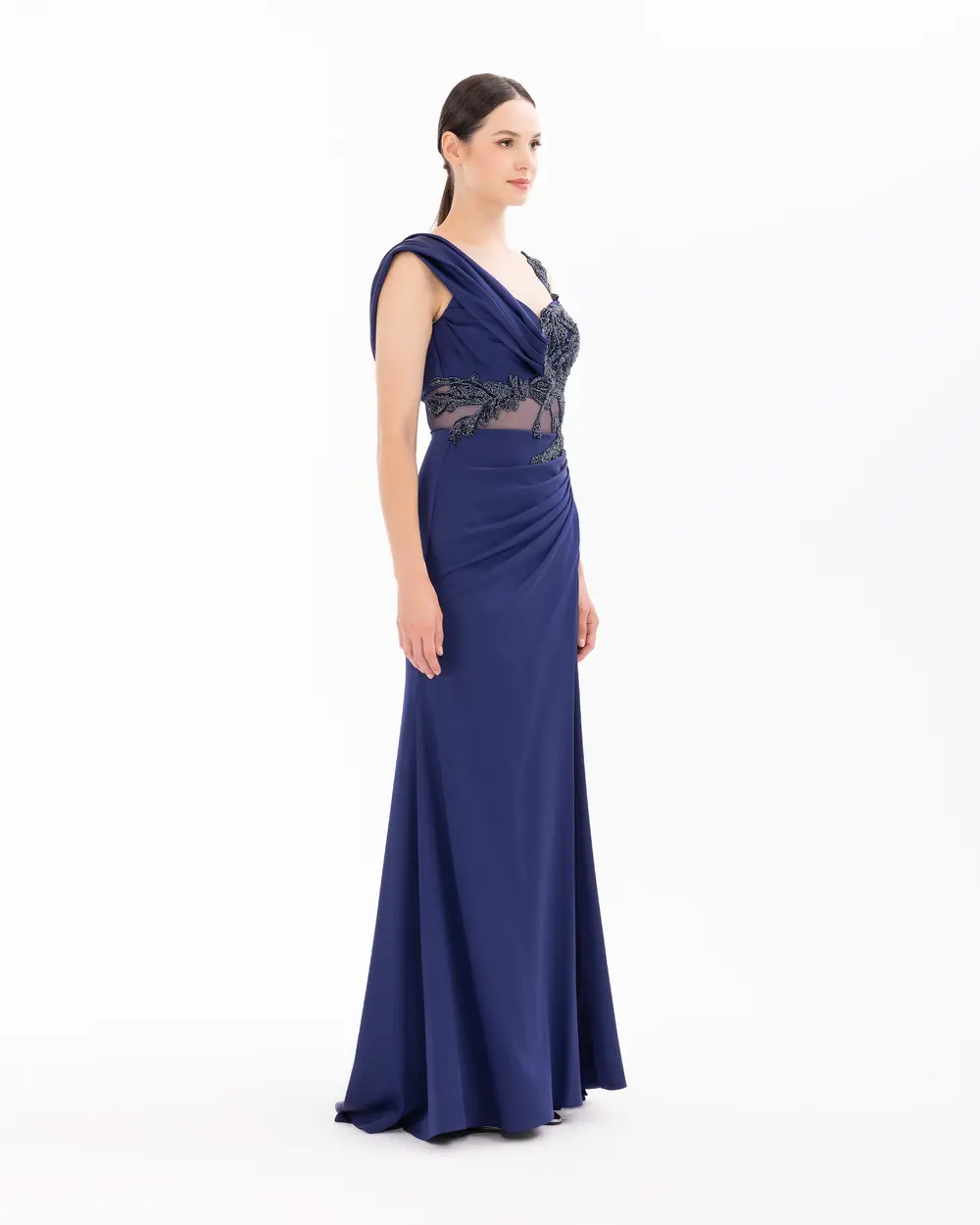 Slit Fish Form Evening Dress with Indian Accessories