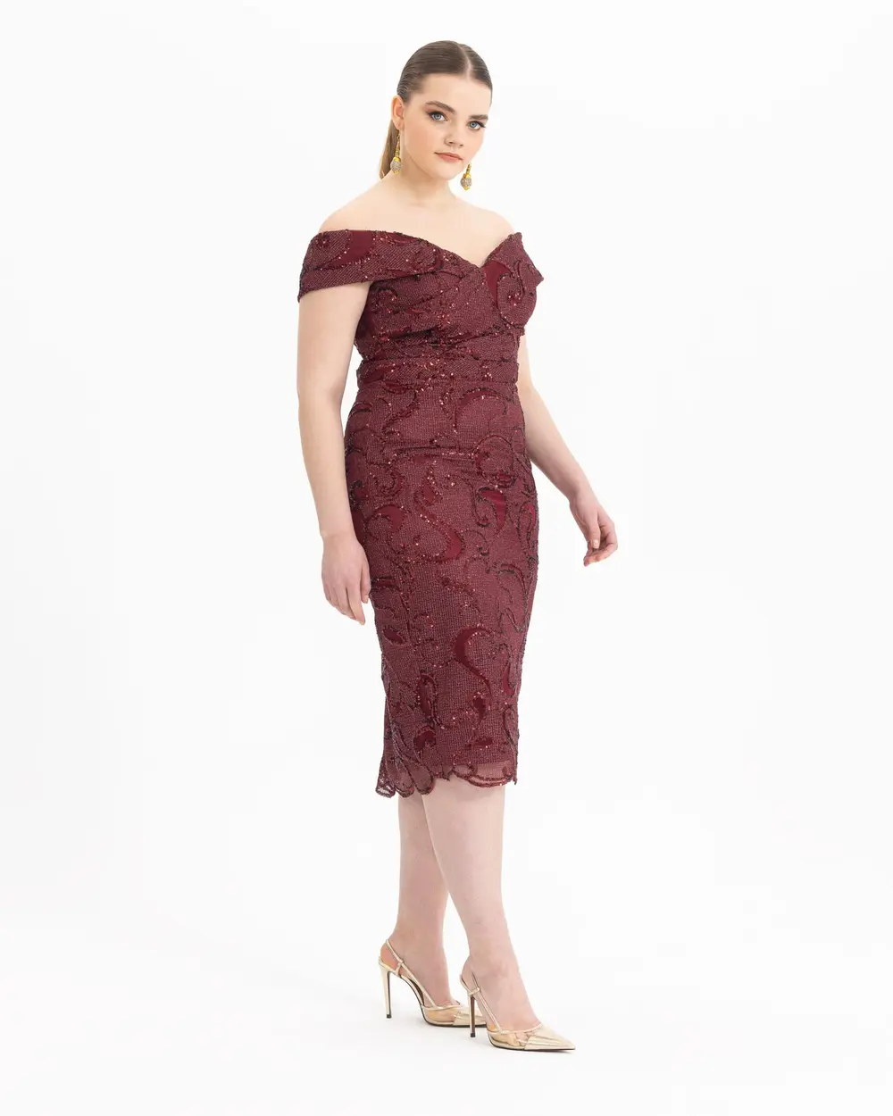  Plus Size Sequined Boat Neck Evening Dress