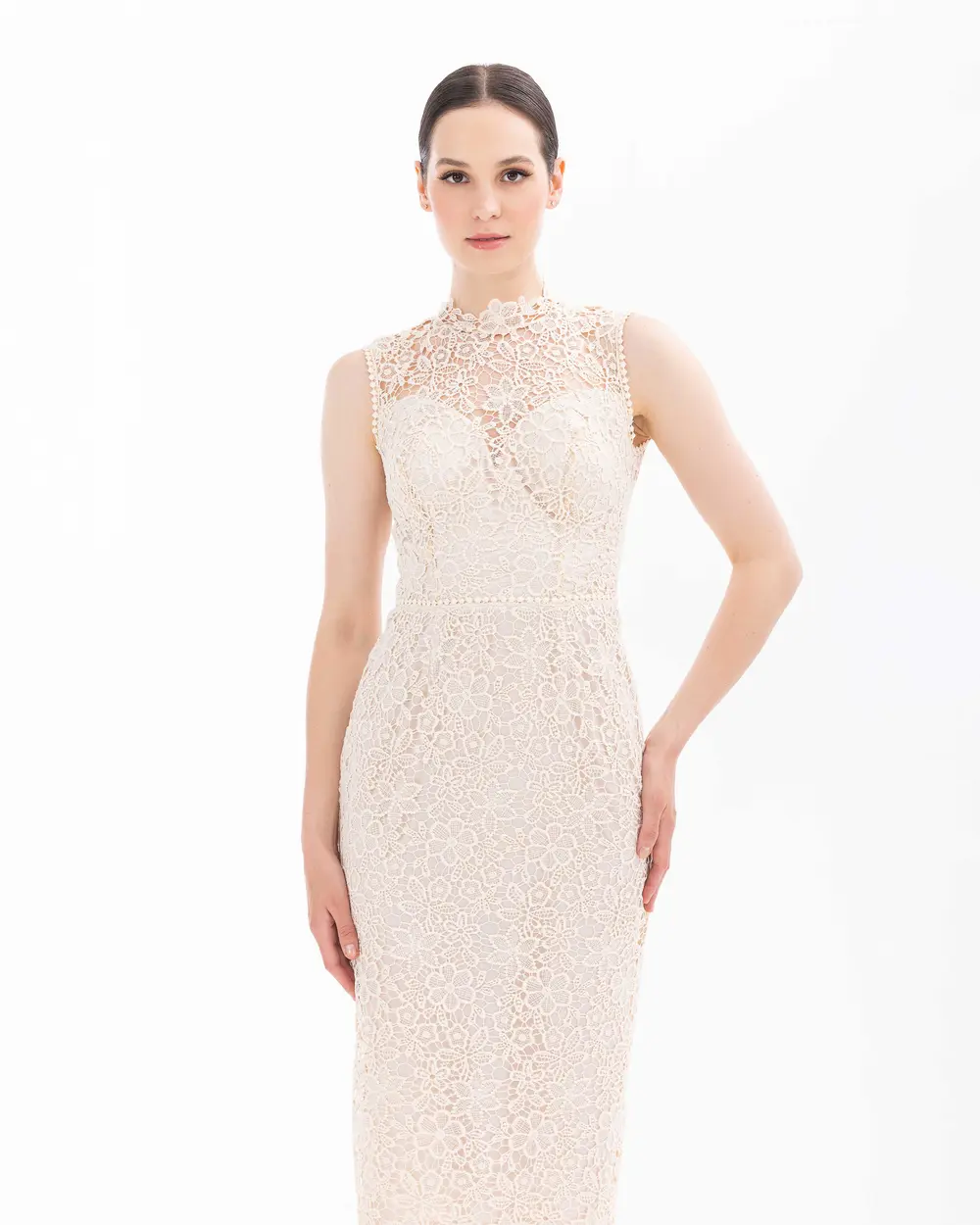 Narrow Form Lace Midi Length Evening Dress