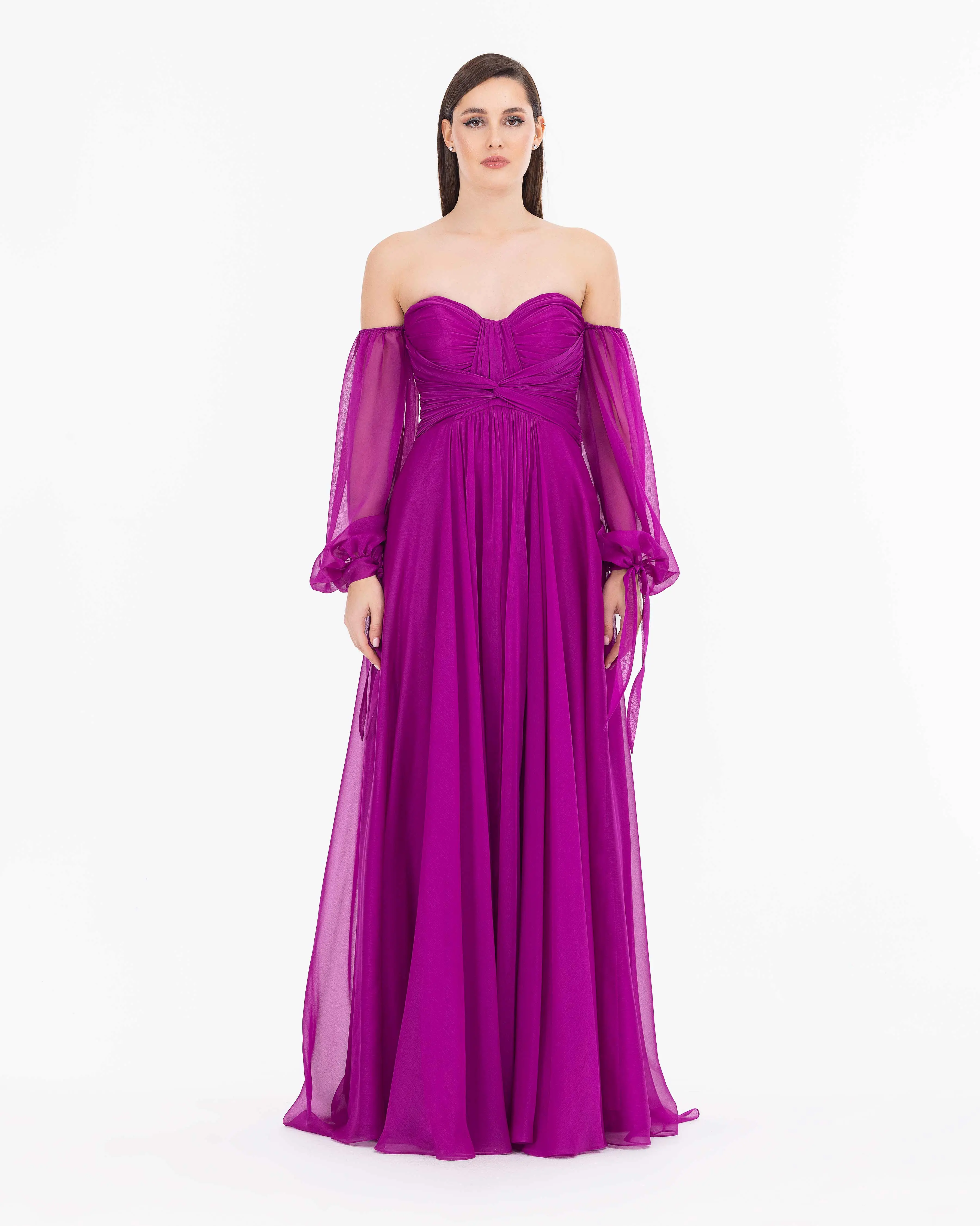 Kalp Yaka Çıkarılabilir Kollu Yırtmaçlı Abiye