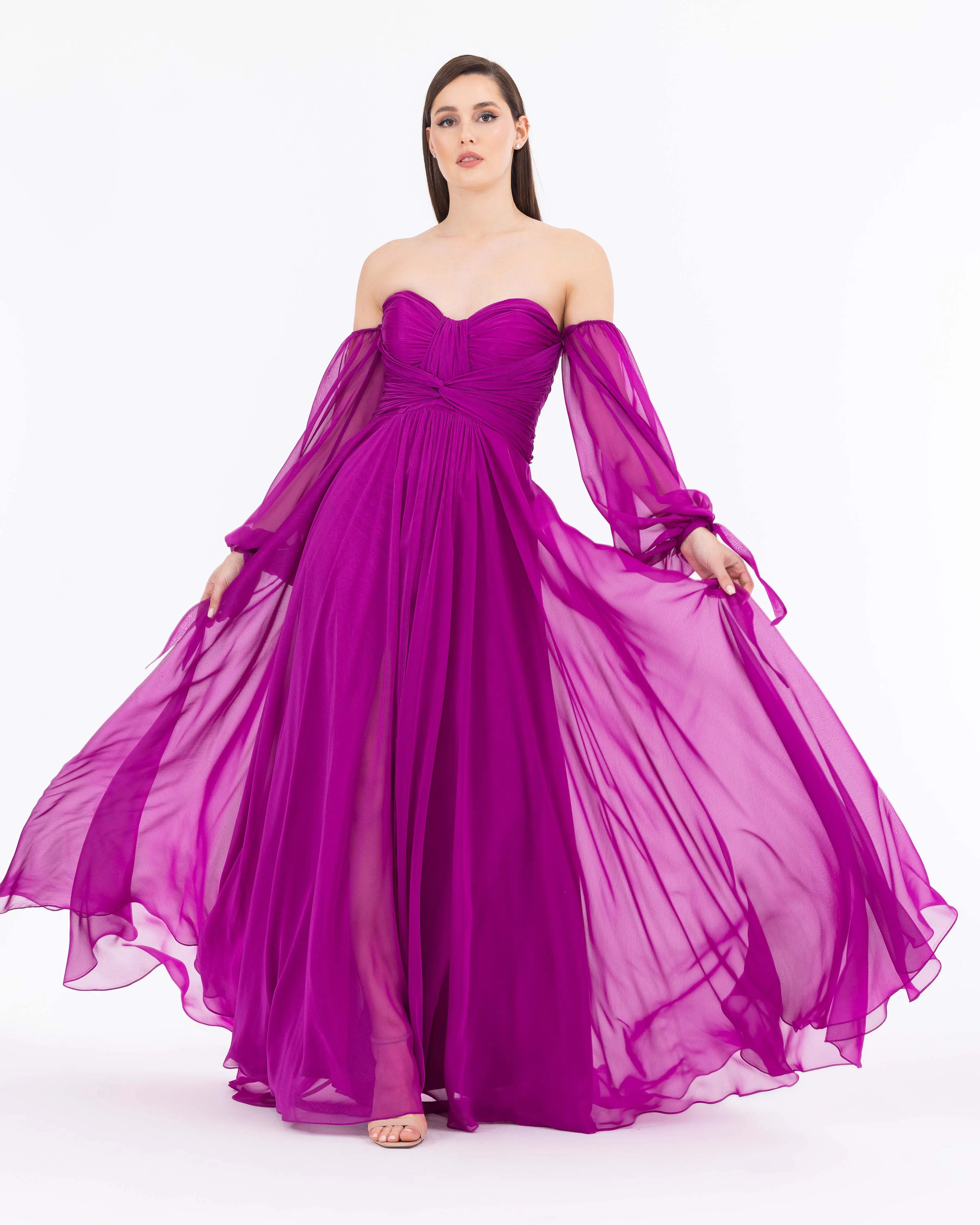 Kalp Yaka Çıkarılabilir Kollu Yırtmaçlı Abiye