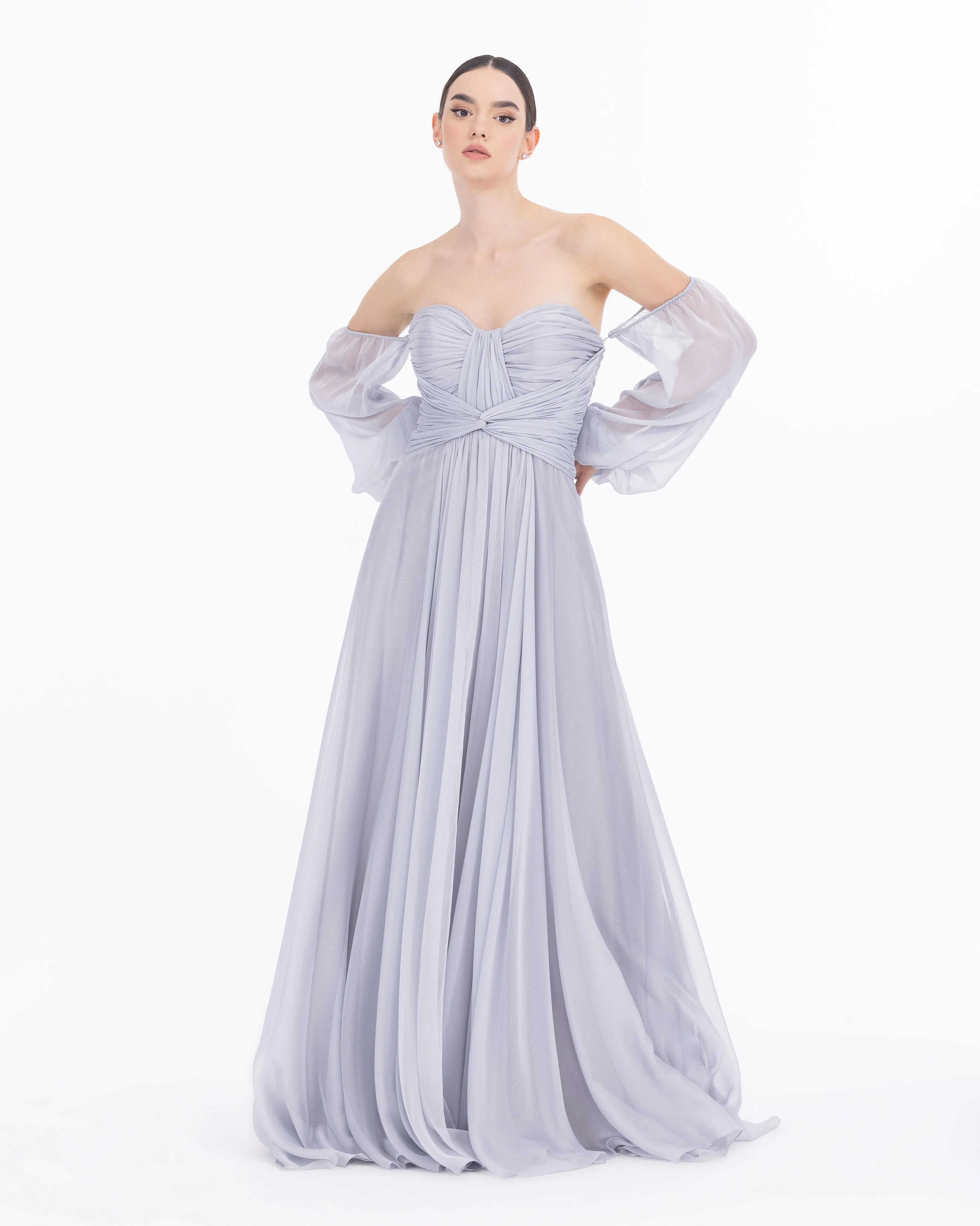 Kalp Yaka Çıkarılabilir Kollu Yırtmaçlı Abiye