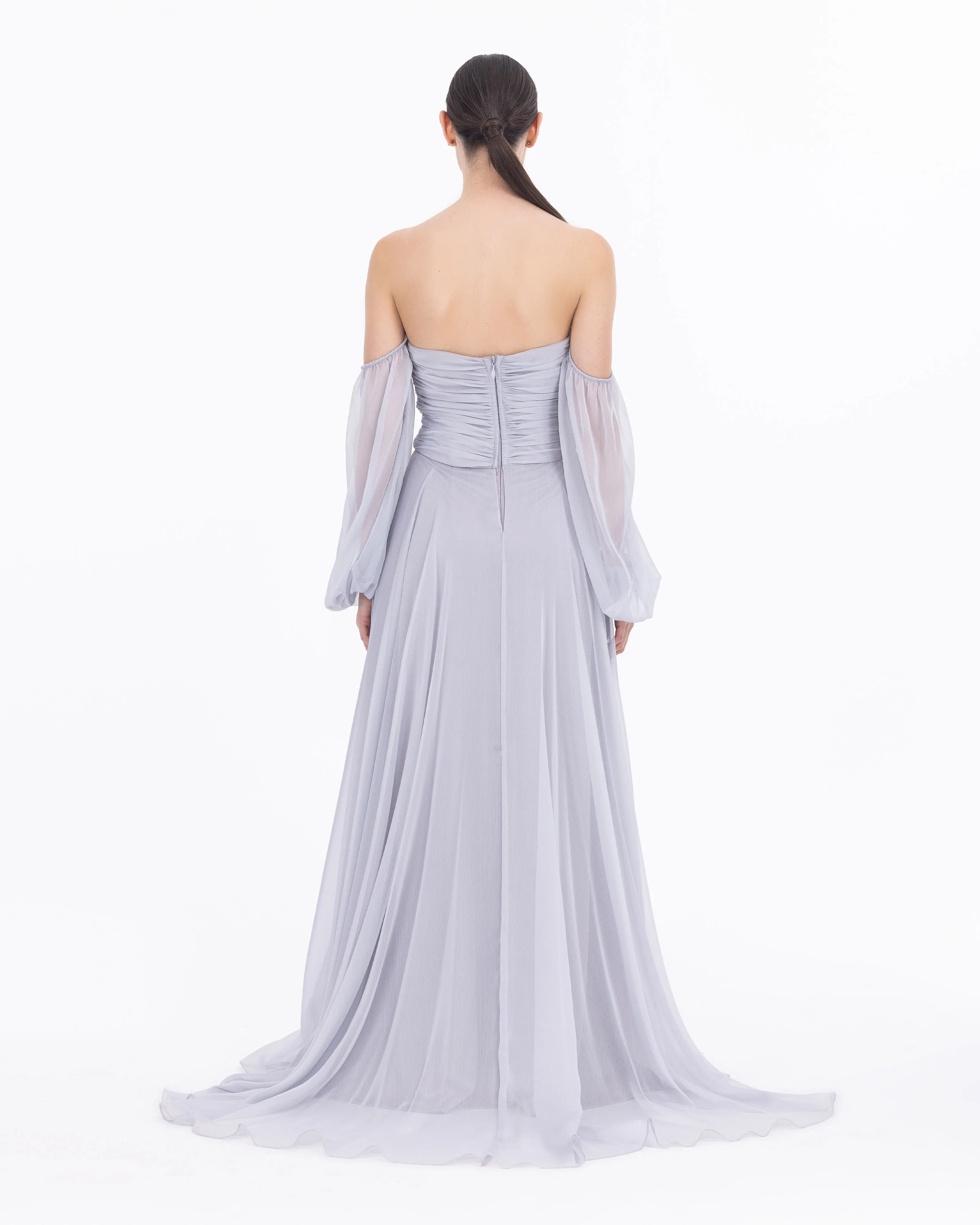 Kalp Yaka Çıkarılabilir Kollu Yırtmaçlı Abiye