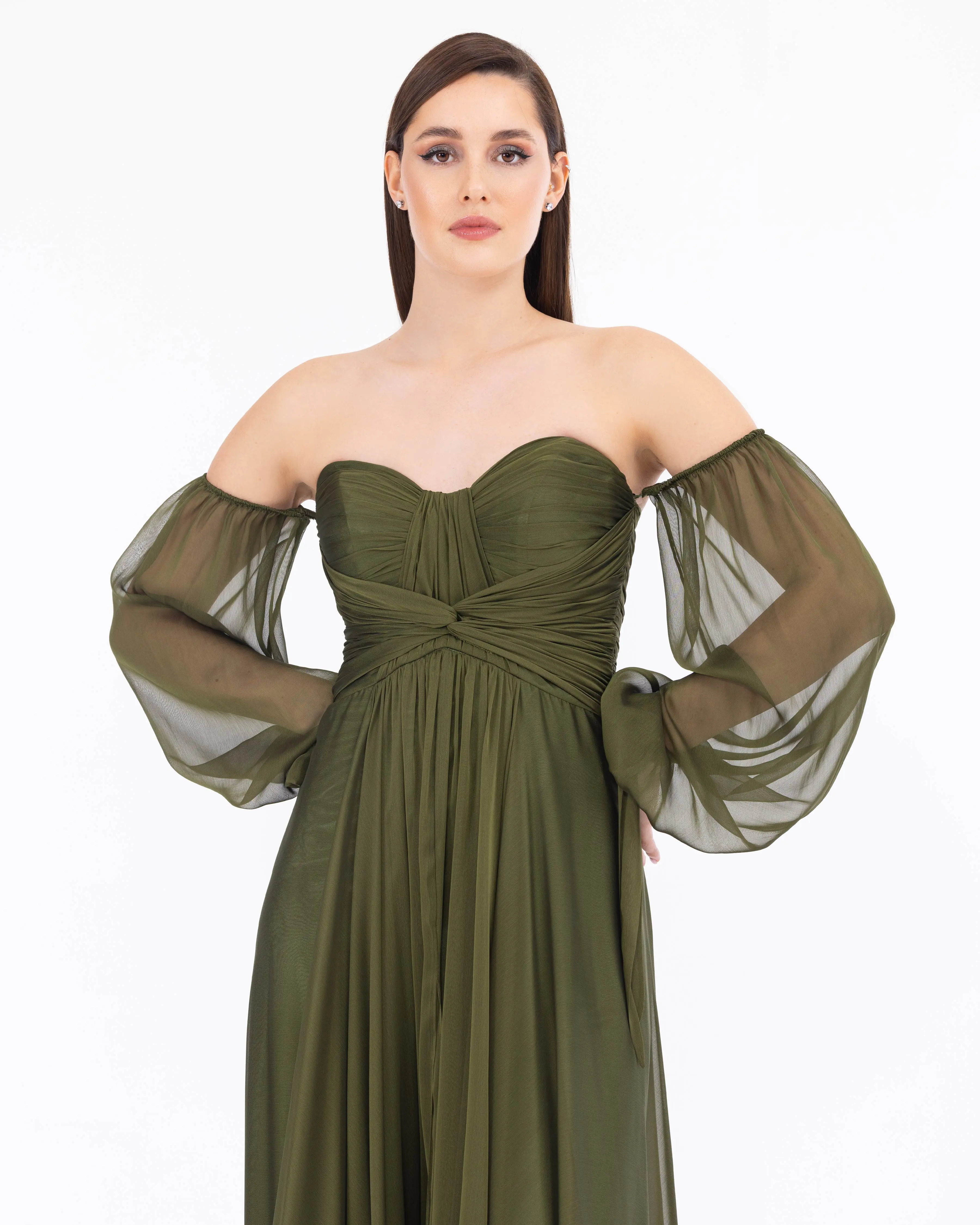 Kalp Yaka Çıkarılabilir Kollu Yırtmaçlı Abiye