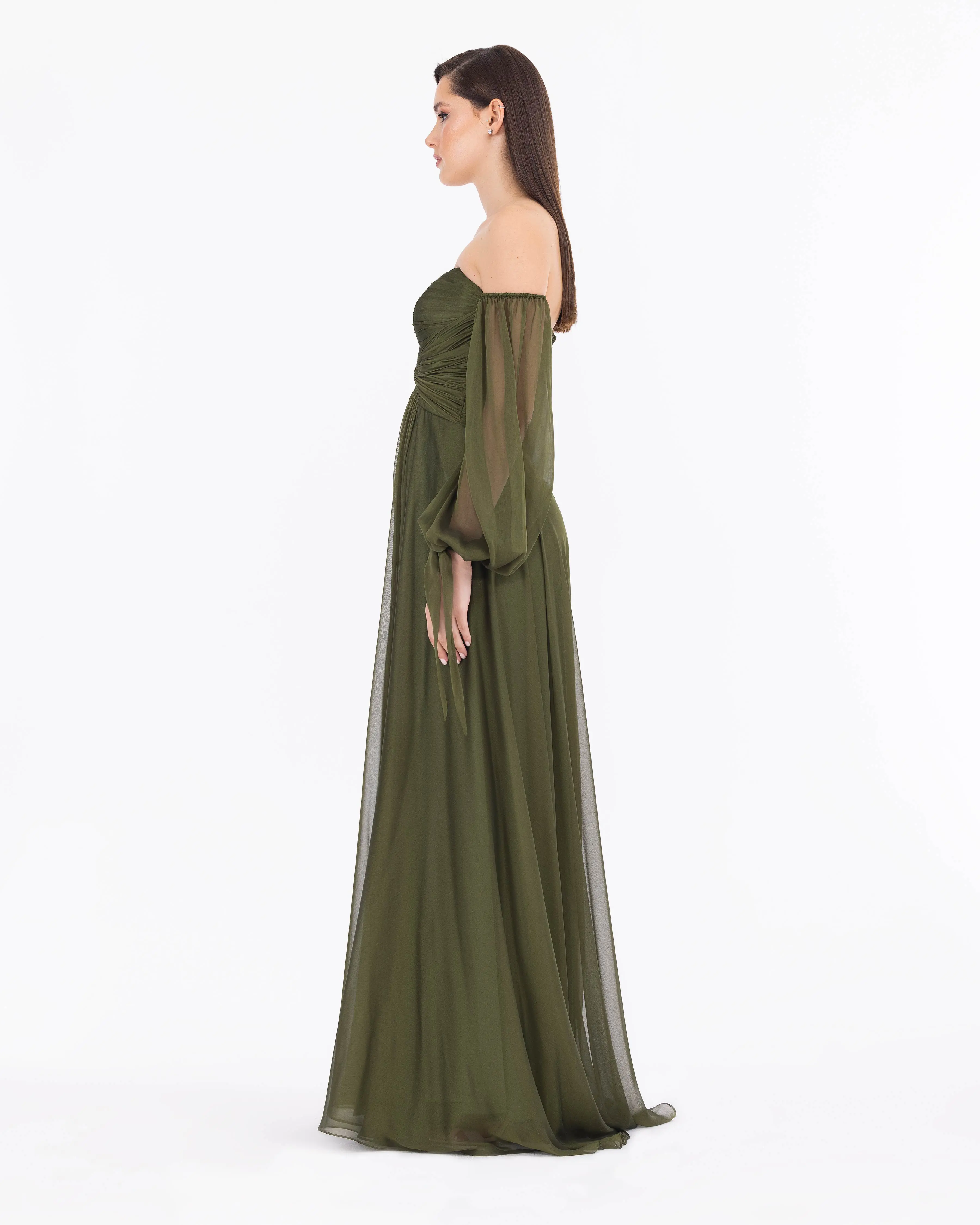 Kalp Yaka Çıkarılabilir Kollu Yırtmaçlı Abiye