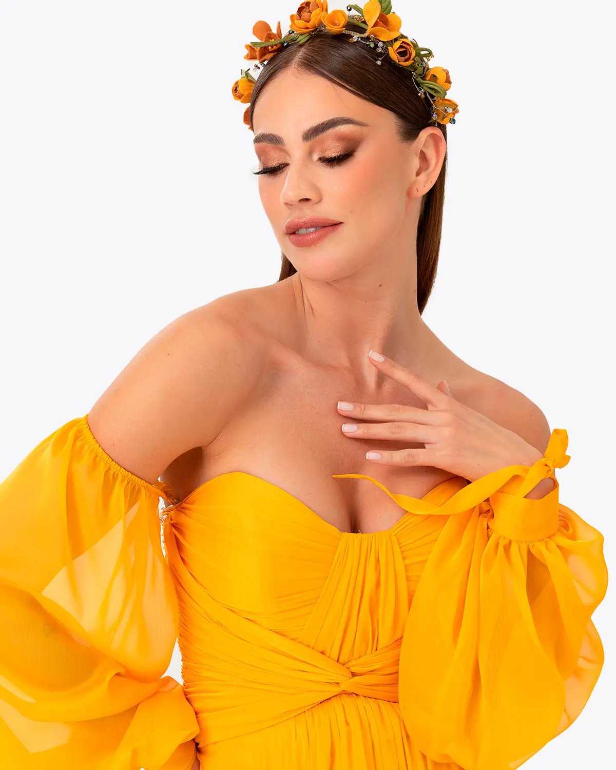 Kalp Yaka Çıkarılabilir Kollu Yırtmaçlı Abiye