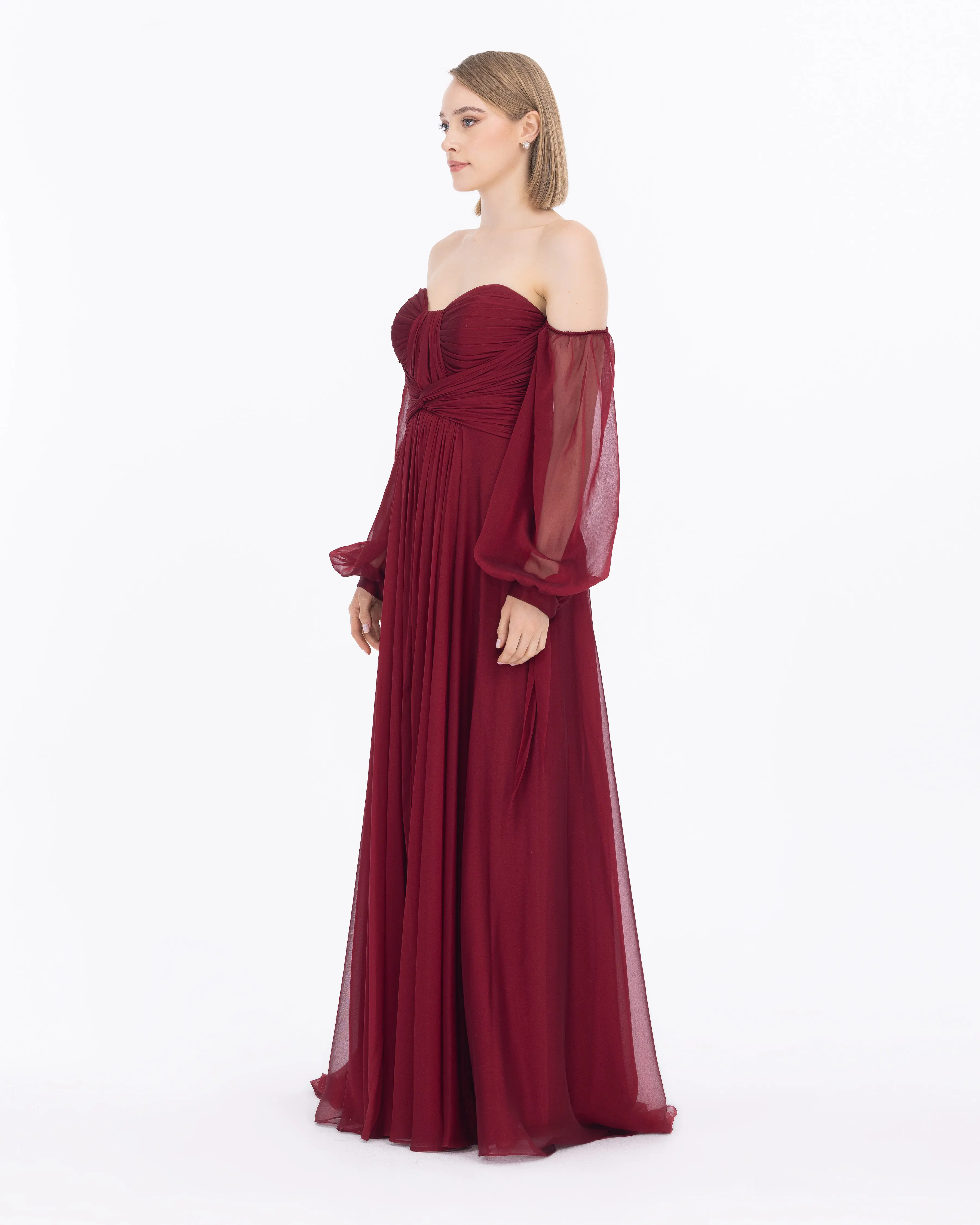 Kalp Yaka Çıkarılabilir Kollu Yırtmaçlı Abiye