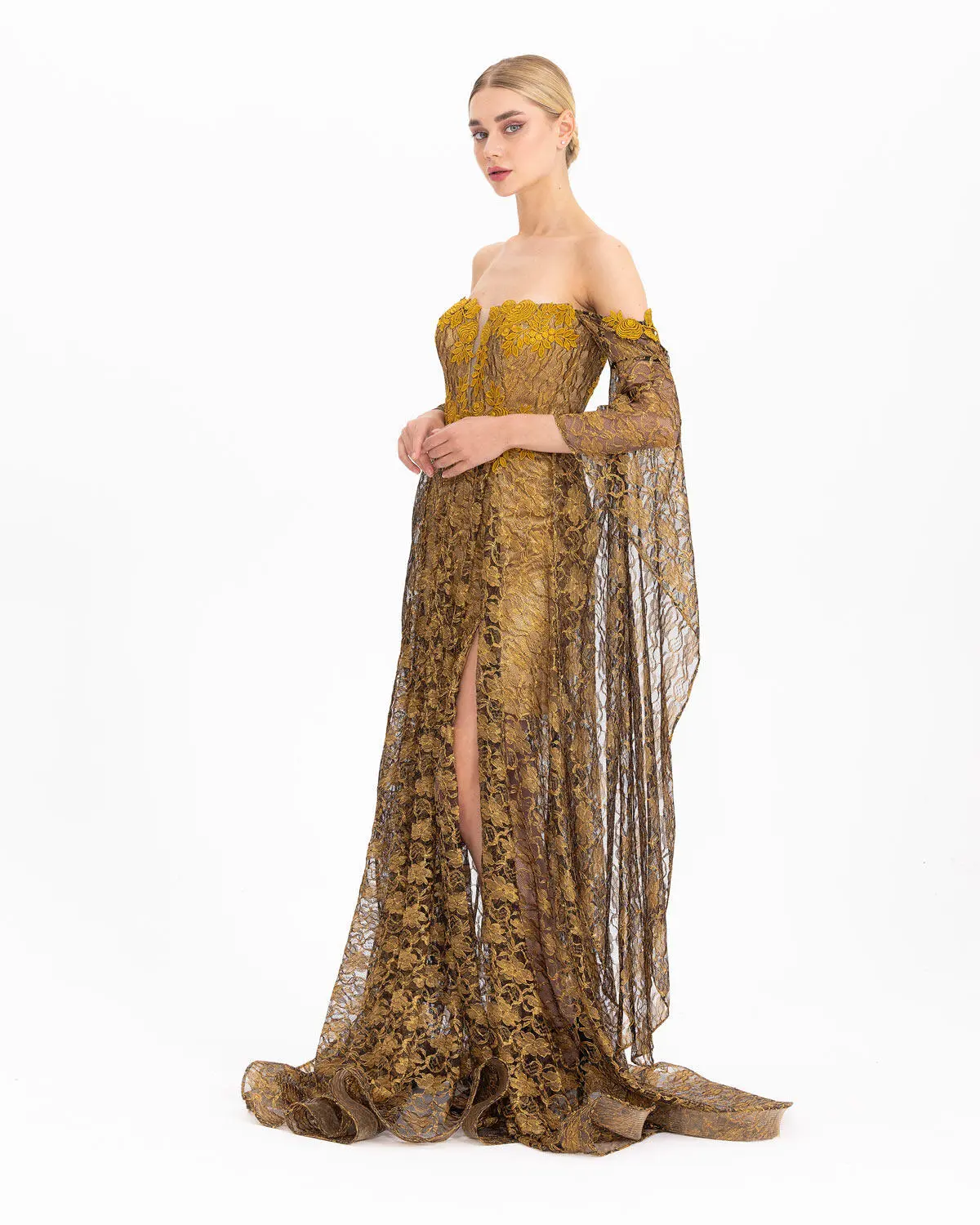 Straplez Uzun Kol Dantel Abiye