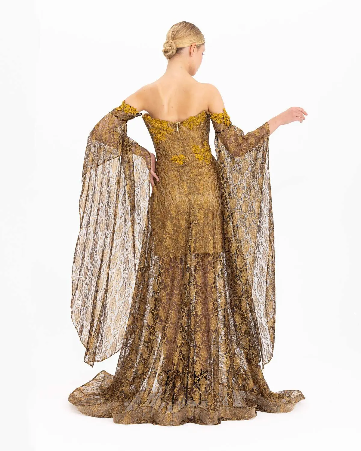 Straplez Uzun Kol Dantel Abiye