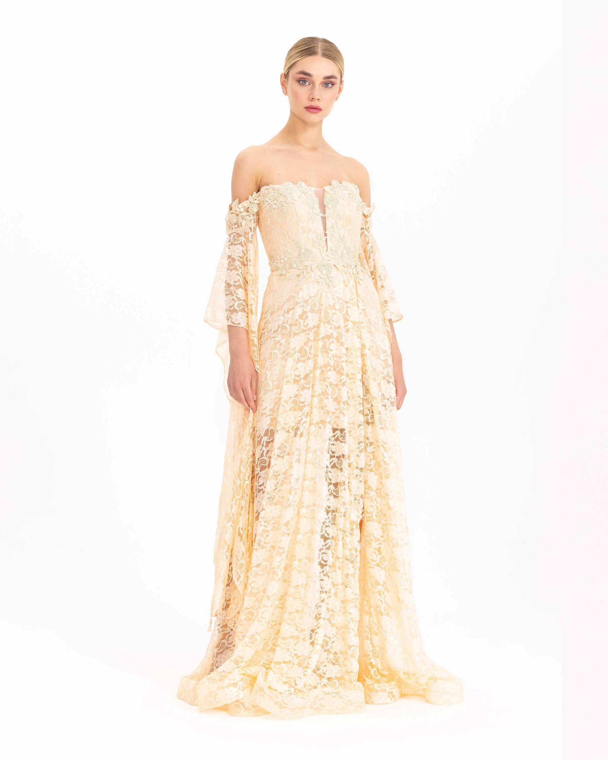 Straplez Uzun Kol Dantel Abiye